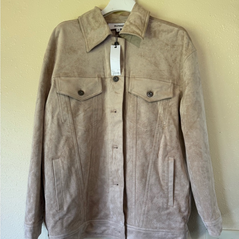 Steve Madden Beige Suede Jean Jacket. NWT!! Women’s M